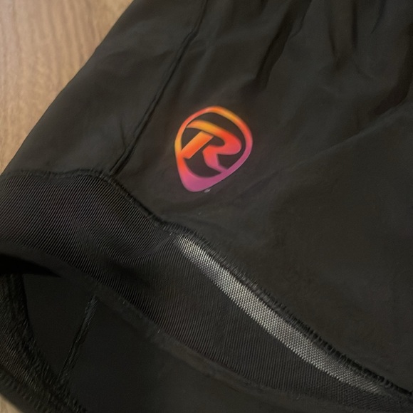 RnR marathon series Lulu shorts - Picture 2 of 5